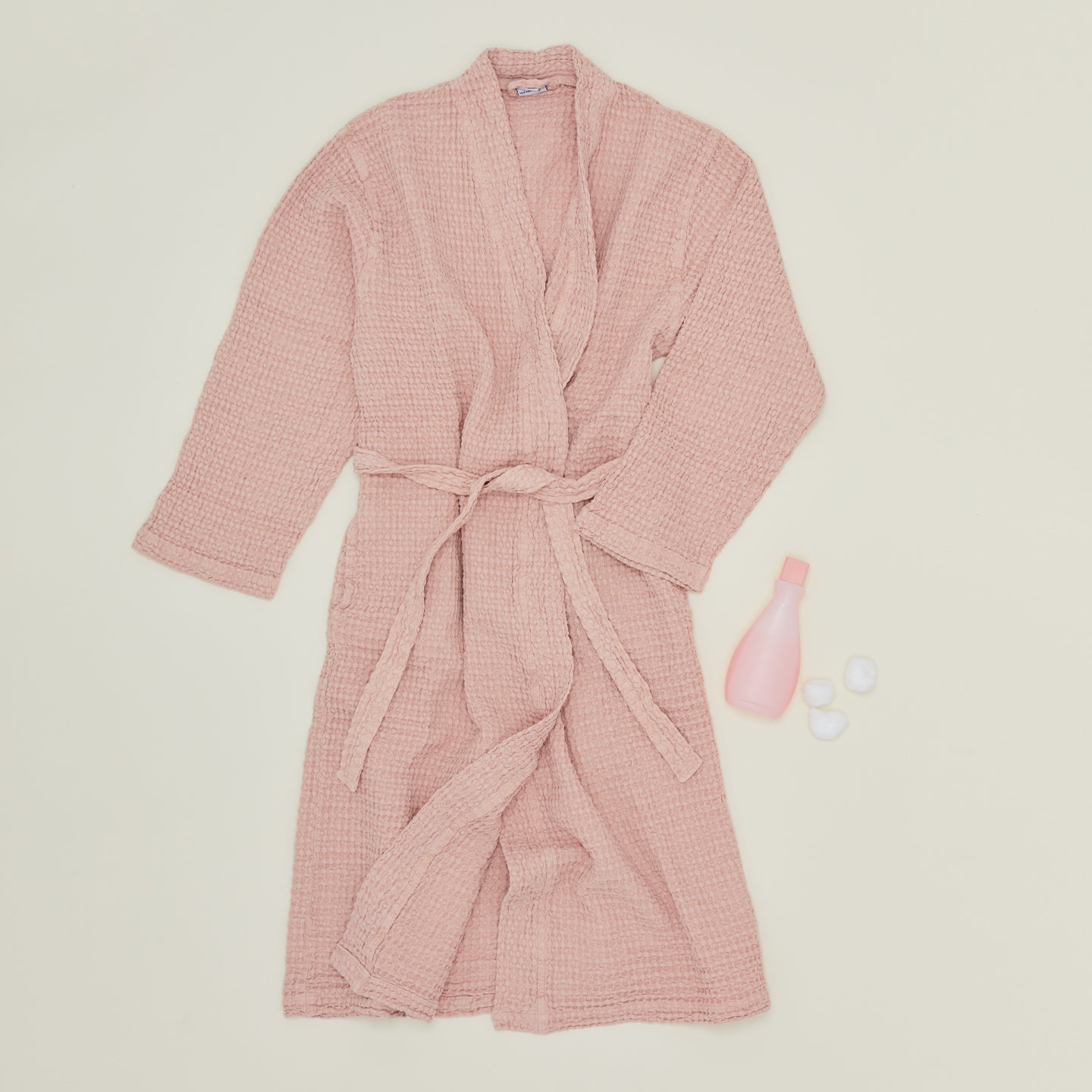 Loungeable bridesmaid taffeta short robes in blush pink | ASOS